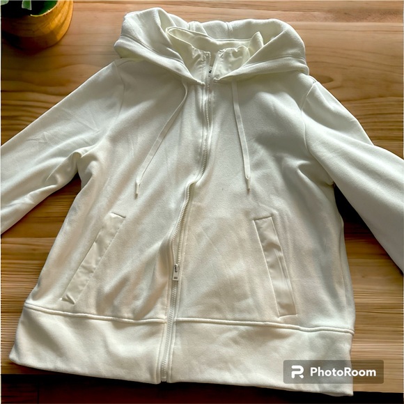 Jackets & Coats | Spring White Jacket With Thick Inside Lining To Keep ...
